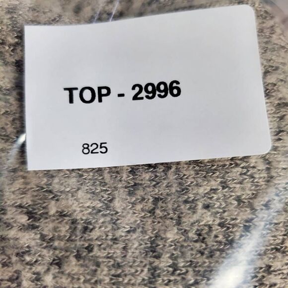 Maurices Beige Knit Sweater with Red Plaid Raglan Sleeves Cozy Pullover Size Sma - Picture 8 of 8